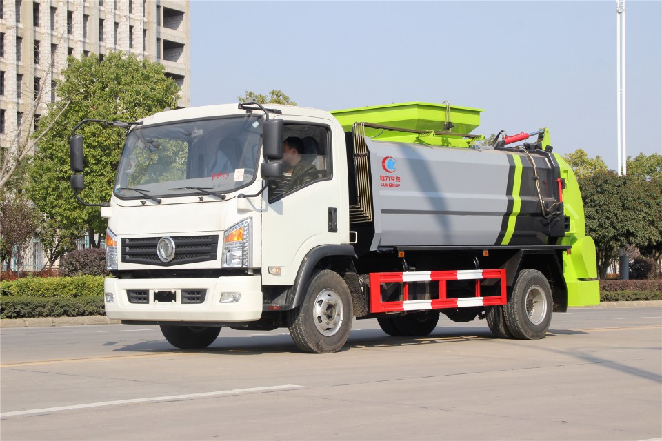 東風(fēng)御虎7立方程力餐廚垃圾車 (19)