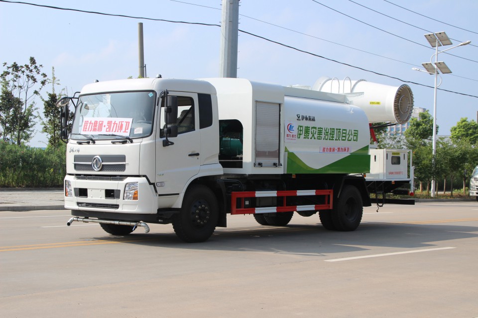 東風天錦程力抑塵車霧炮車 (4)